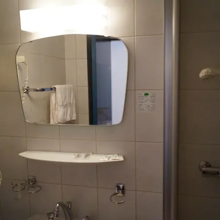 Victoria Hotel Brig