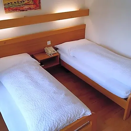 Victoria Otel Brig